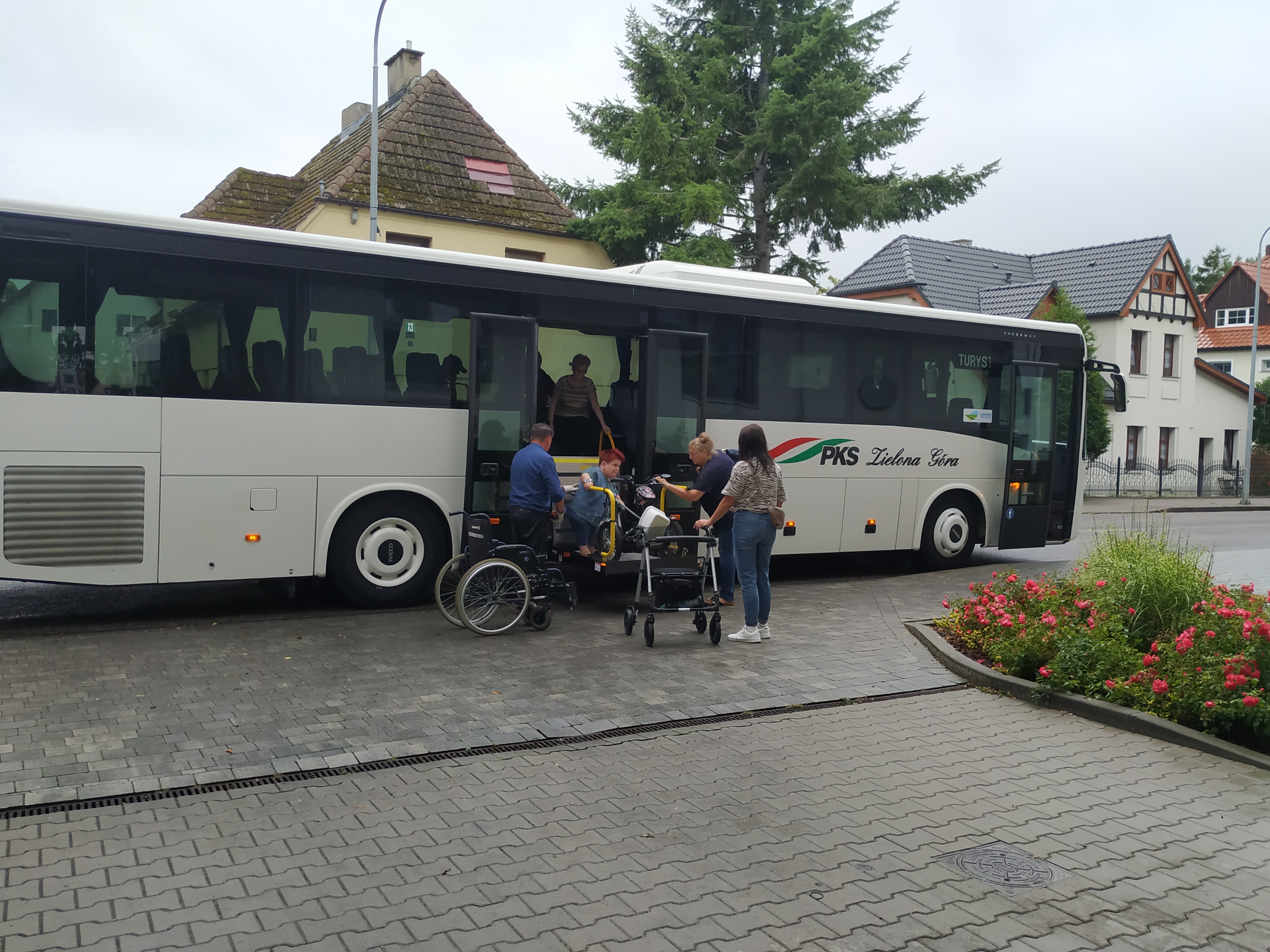 Miniatura zdjęcia: Zbiórka